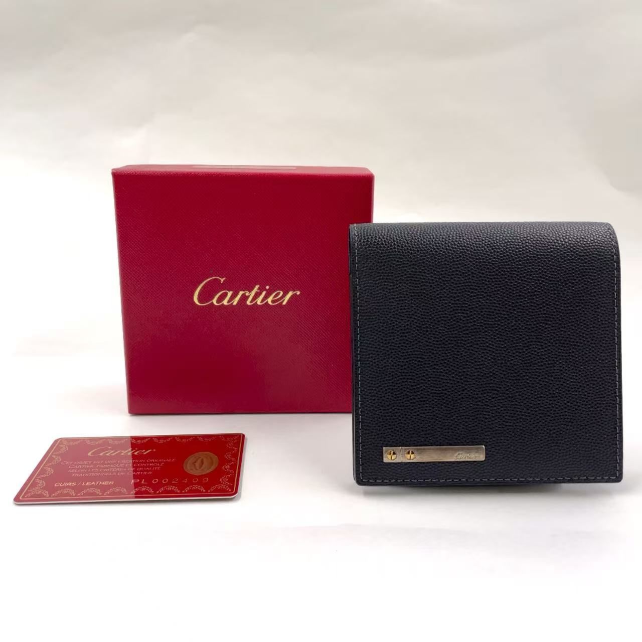 Cartier サントス ロゴプレート 二つ折り レザー ブラック 財布