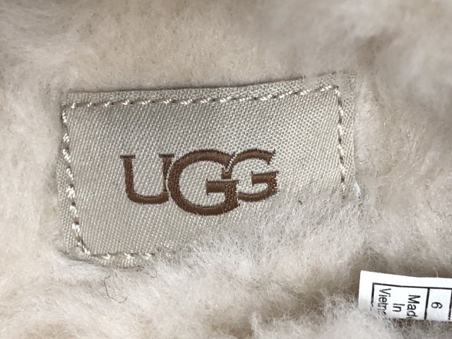 ブラウンベージュ US