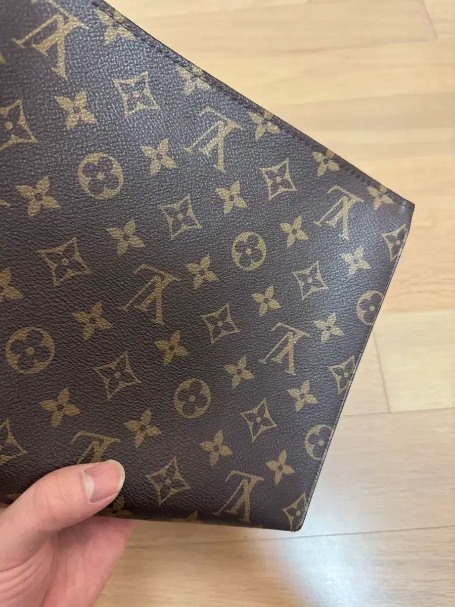 26 クラッチバッグ