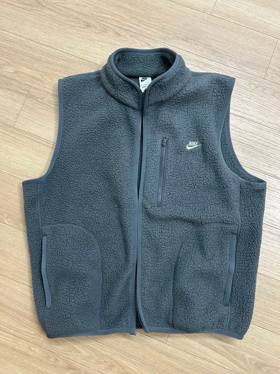 ナイキ フリース ベスト NIKE ウィンターライズド ベスト