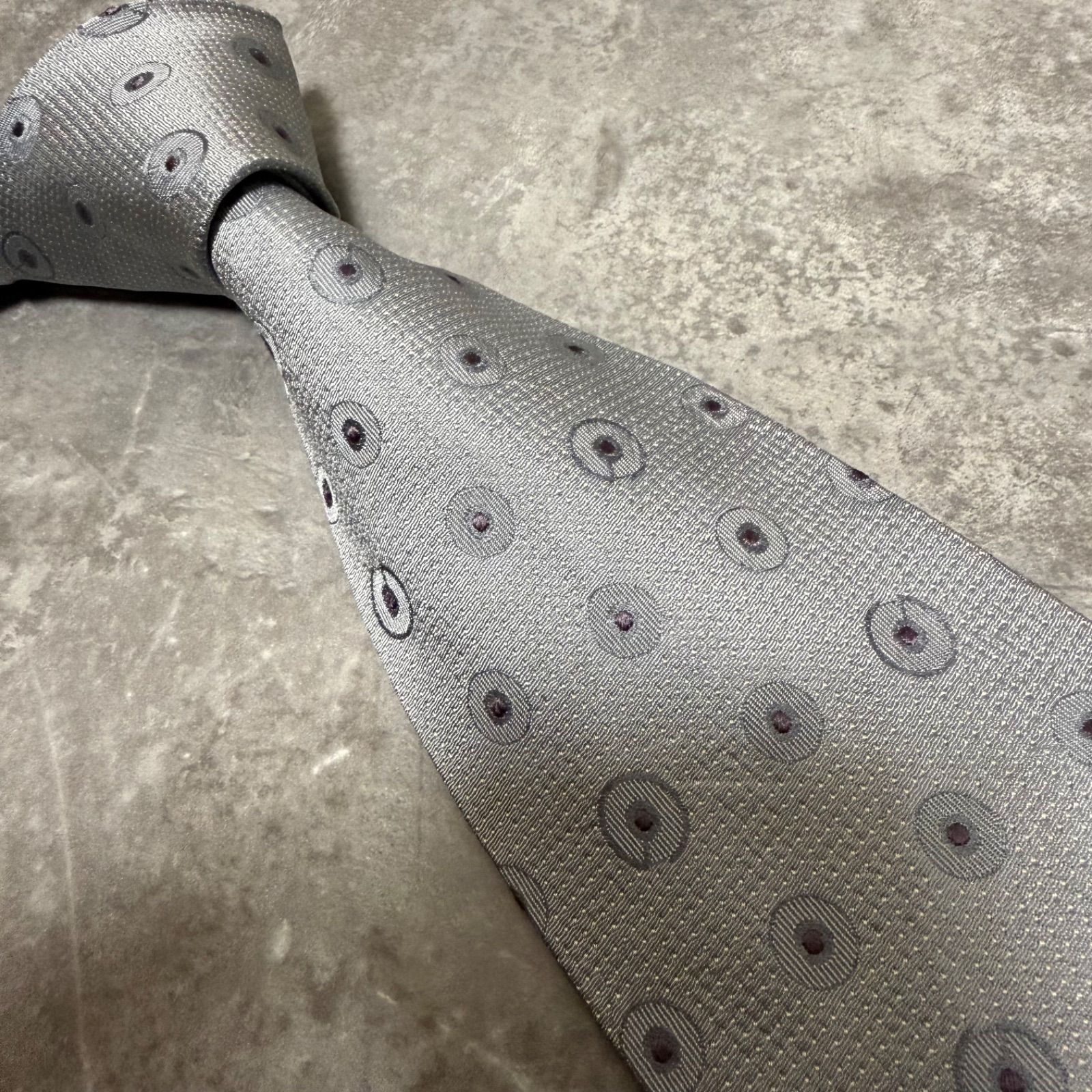 GUCCI グッチ ネクタイ グレー系 水玉模様 ハイブランド 結婚式 - メルカリ