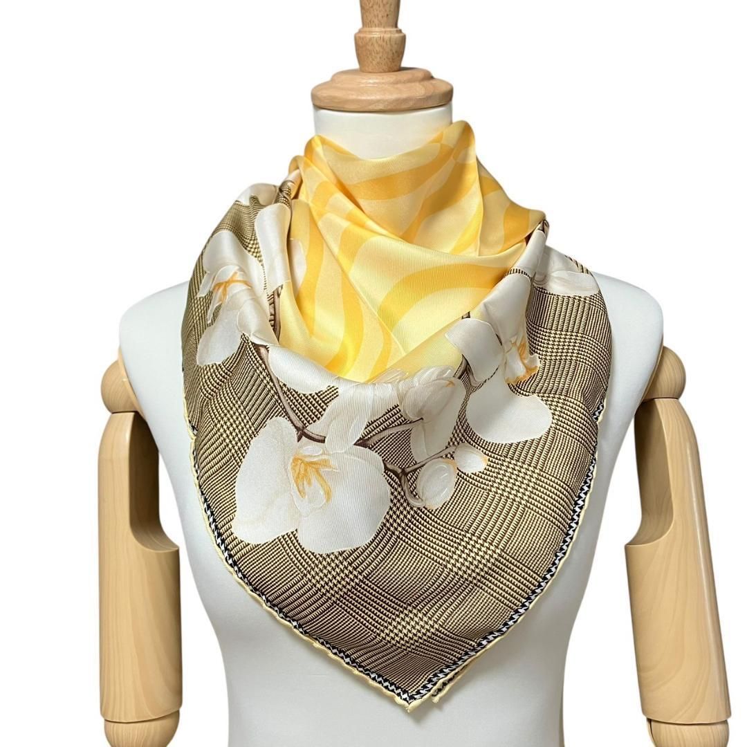 45rpm バンダナ スカーフ 絵本バンダナ 光るツリー柄