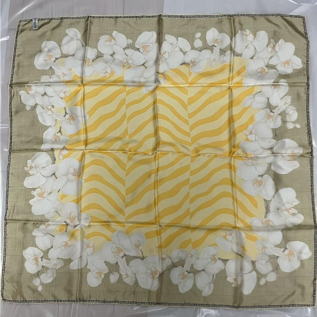 極美品】 カルティエ 大判スカーフ 宝石柄 ジュエリーデザイン 透かし