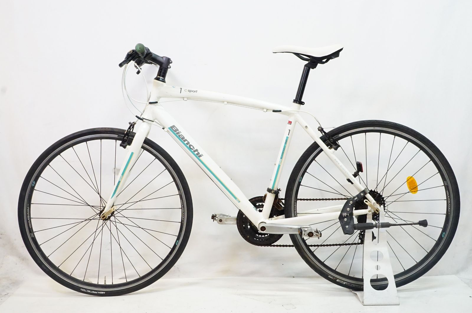 BIANCHI ビアンキ C SPORT 1 2016年頃 クロスバイク バ