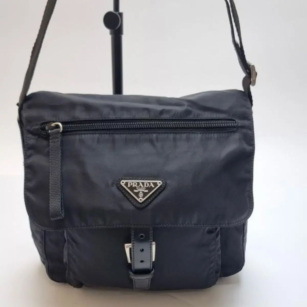 ジュウジェ PRADA ブラック ナイロン メッセンジャーバッグ