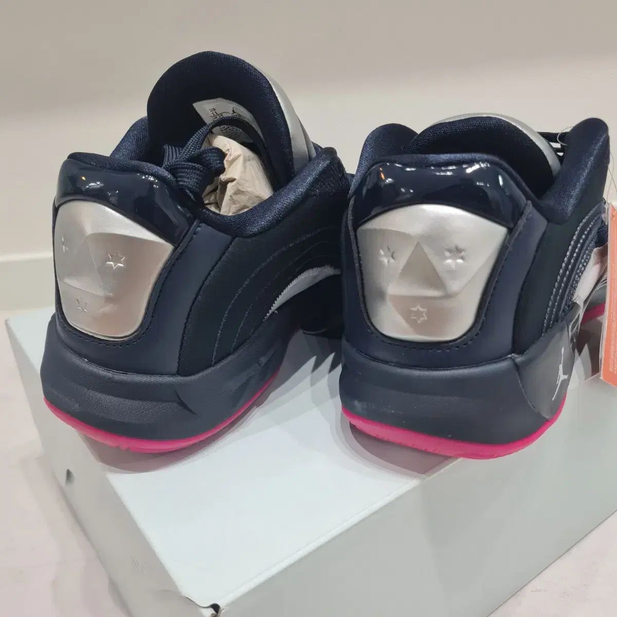  ジョーダン ルカ77 PF ネバドアー 260 290 シューズ(男性用) バスケットボール