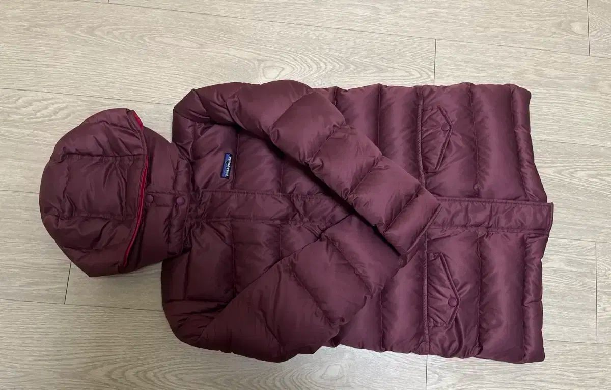 patagonia パタゴニア キッズ ダウン M 10 サイズ