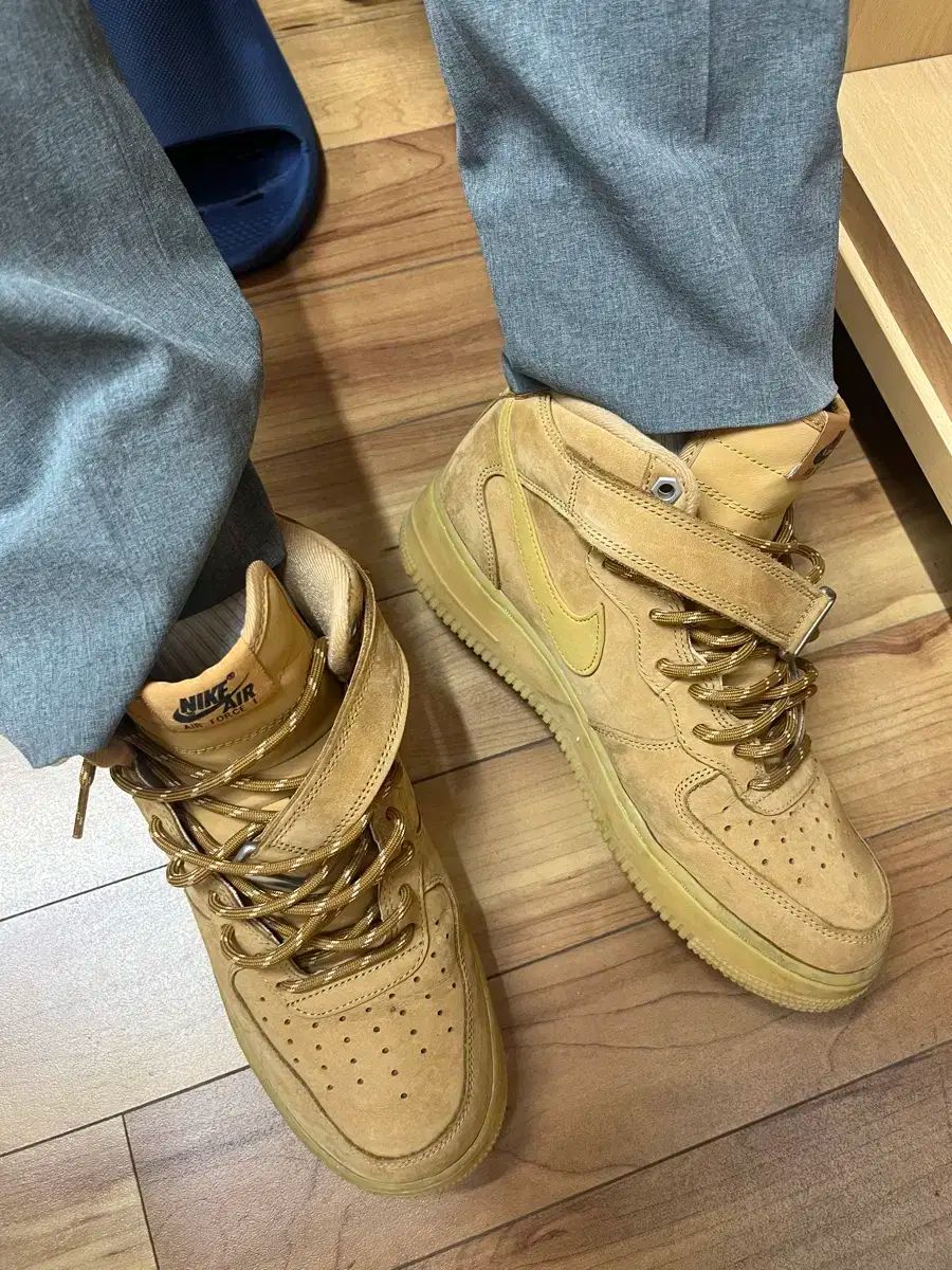 エア フォース 1 ブラウン ミッド 270