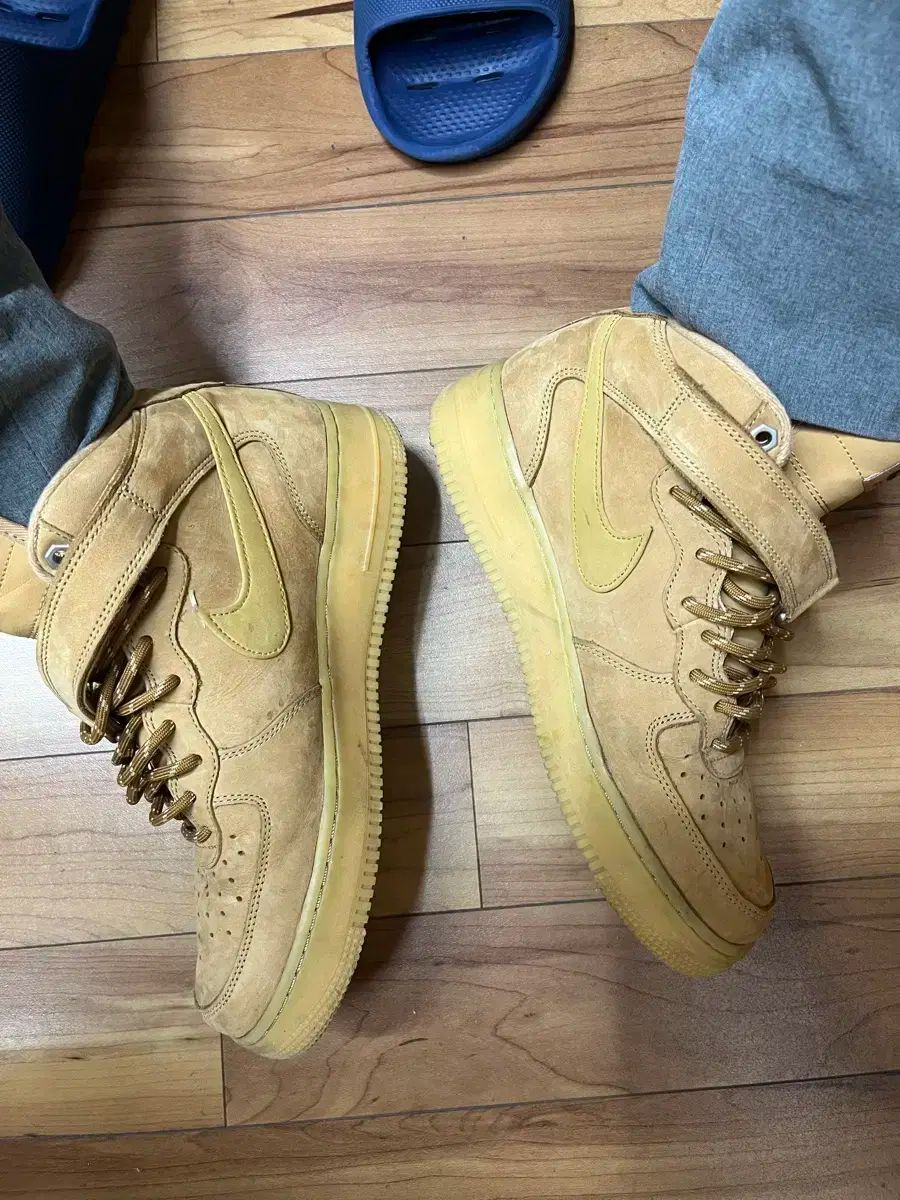 エア フォース 1 ブラウン ミッド 270