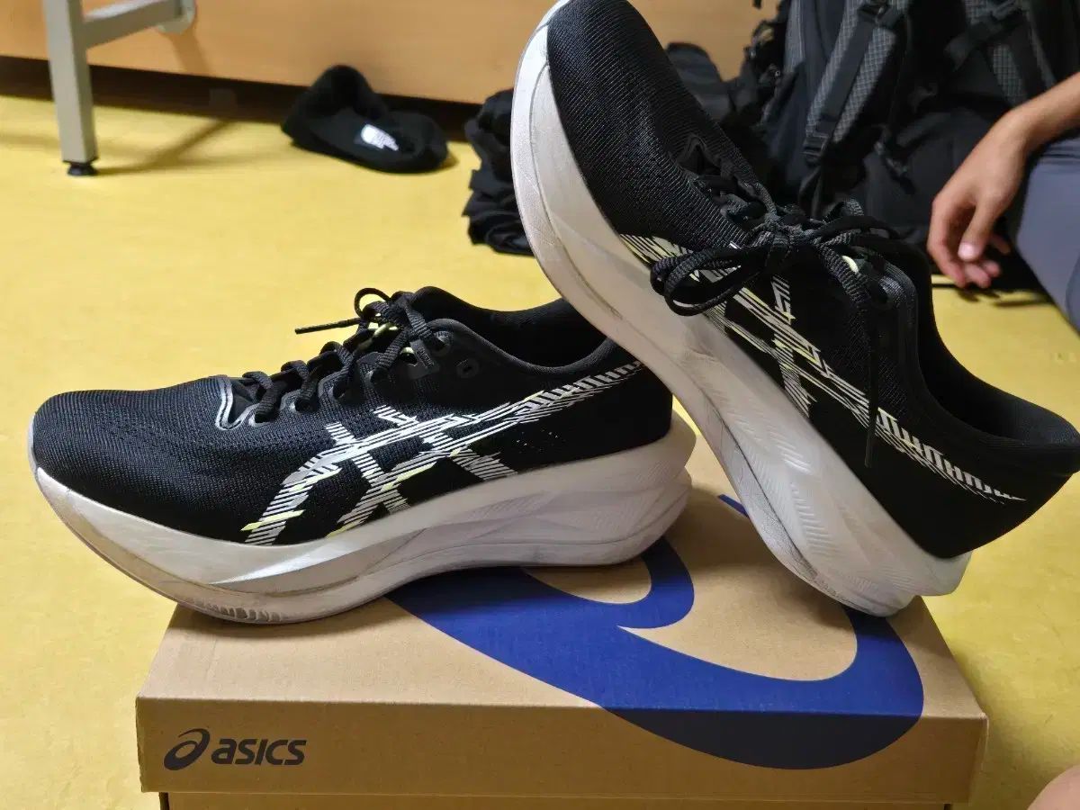 アシックス ソニックブラスト 260