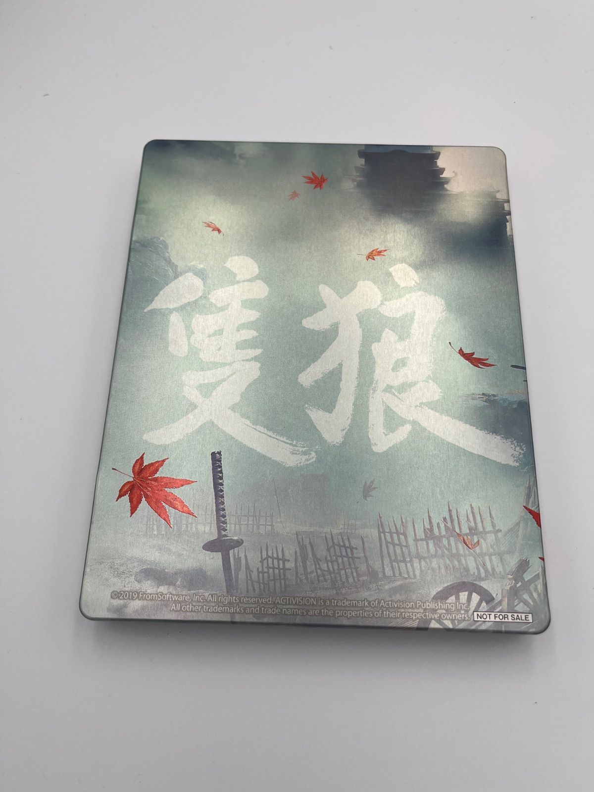 SEKIRO SHADOWS DIE TWICE 隻狼 スチールブック PS4版「SEKIRO: SHADOWS DIE TWICE」，ゲオ限定“オリジナルスチール