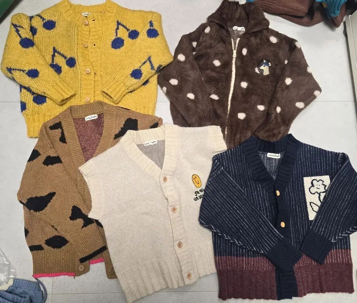 リミテドゥドゥ カーディガン m まとめ