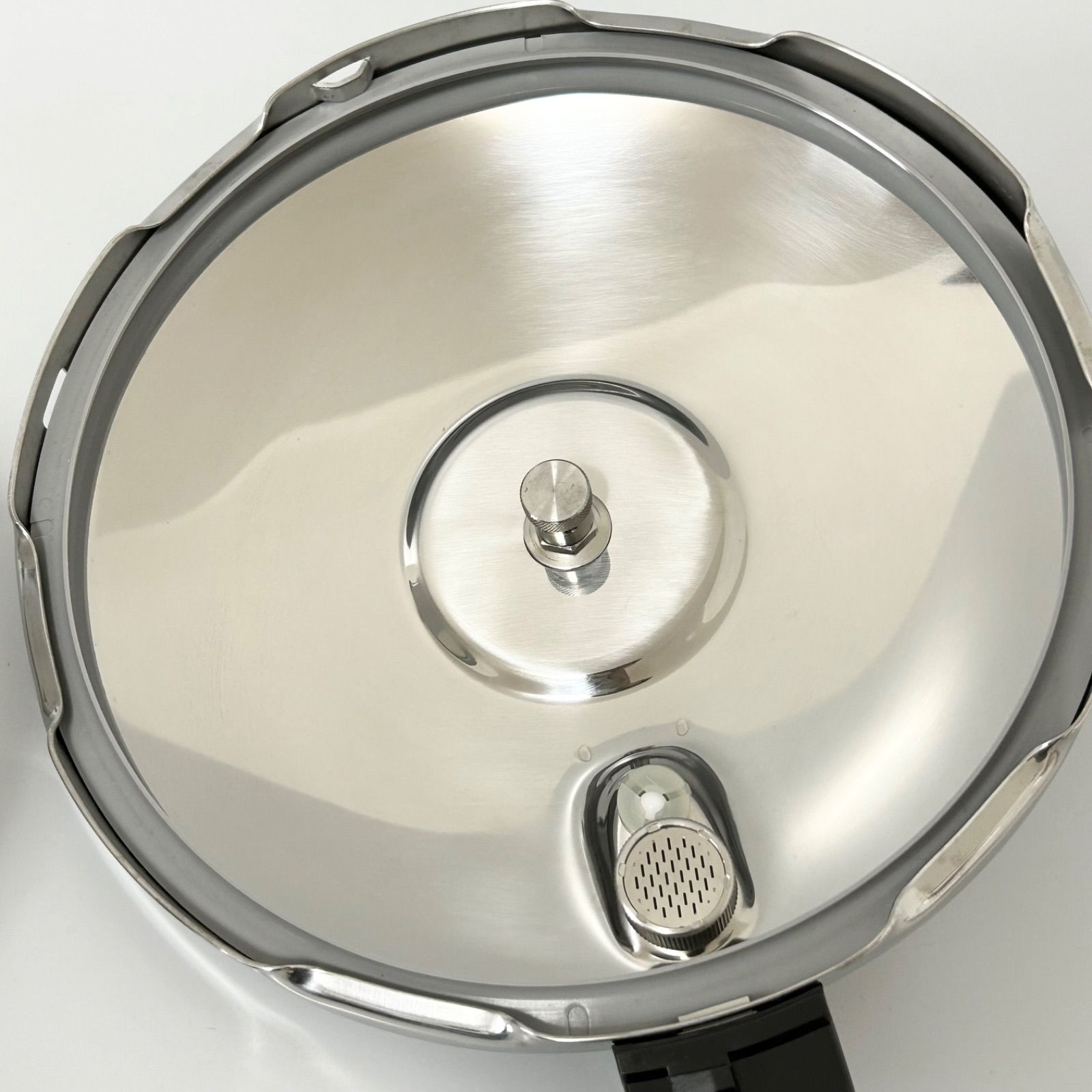 ステンレス圧力鍋