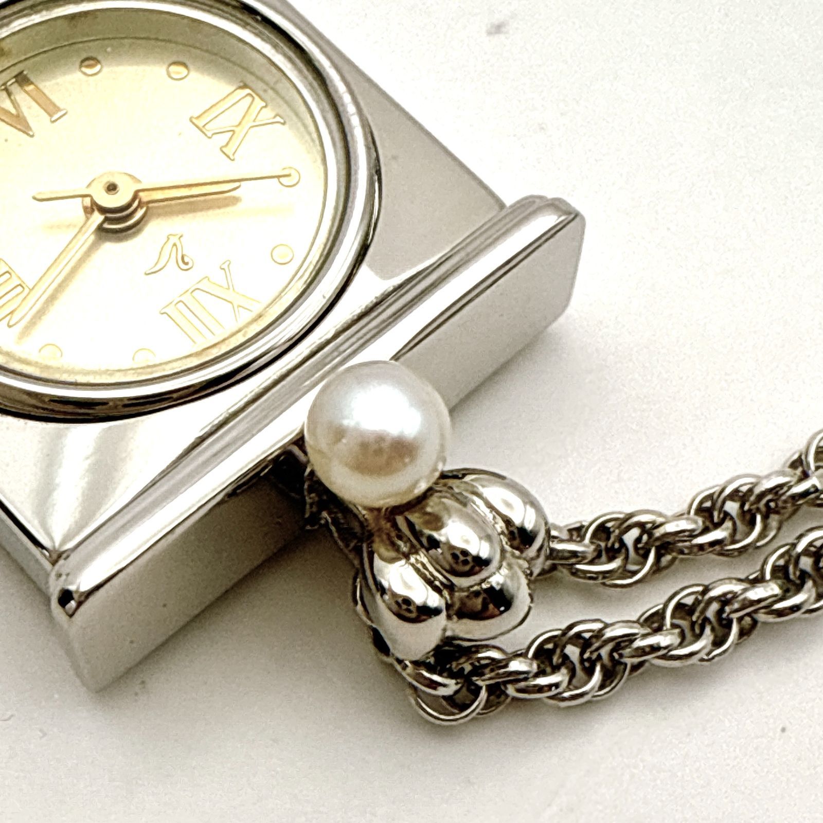 C075【美品】TASAKI 田崎 リアルパール付き ペンダントウォッチ 角型