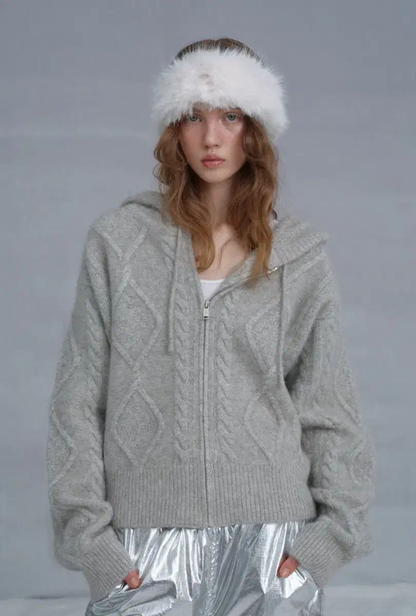 ザ バーネット ケーブル ジップアップ フーディー グレー