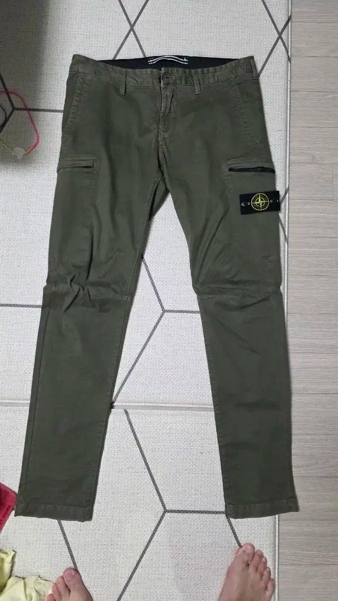 STONE ISLAND ストーンアイランド カーゴ 34 スリムフィット