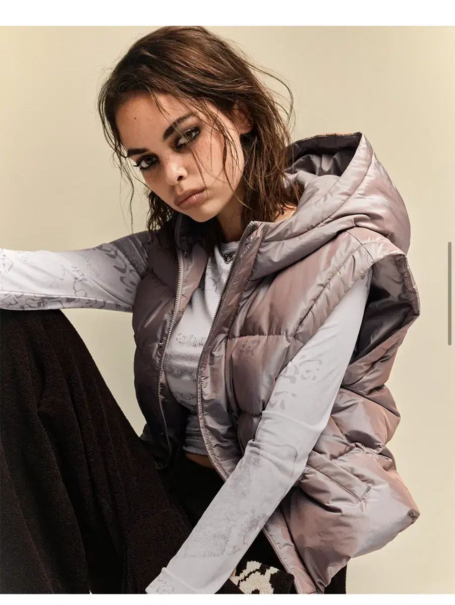 멜로우 クラウド ショート ダウン ベスト ライトパープル