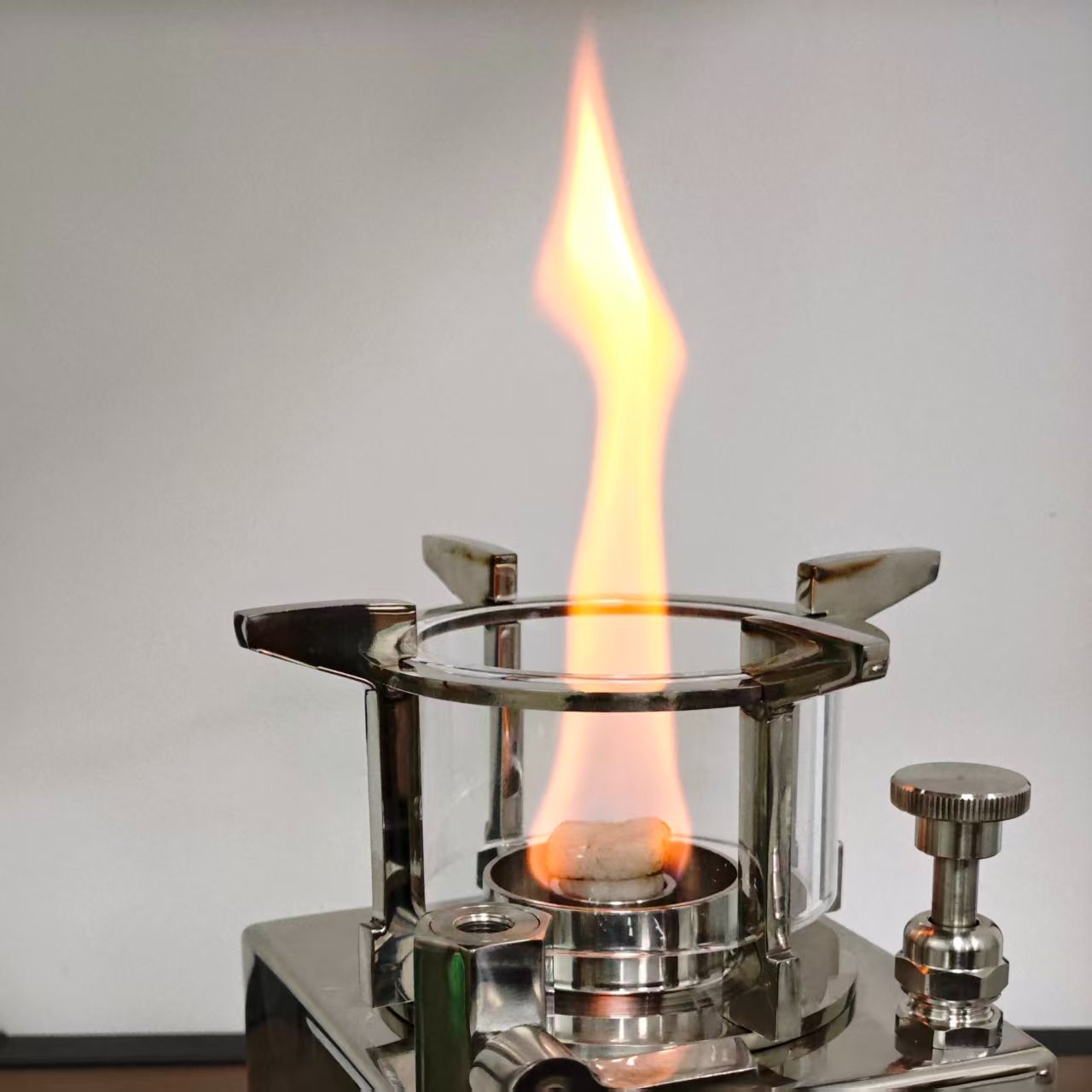な炎のポータブルバーナー