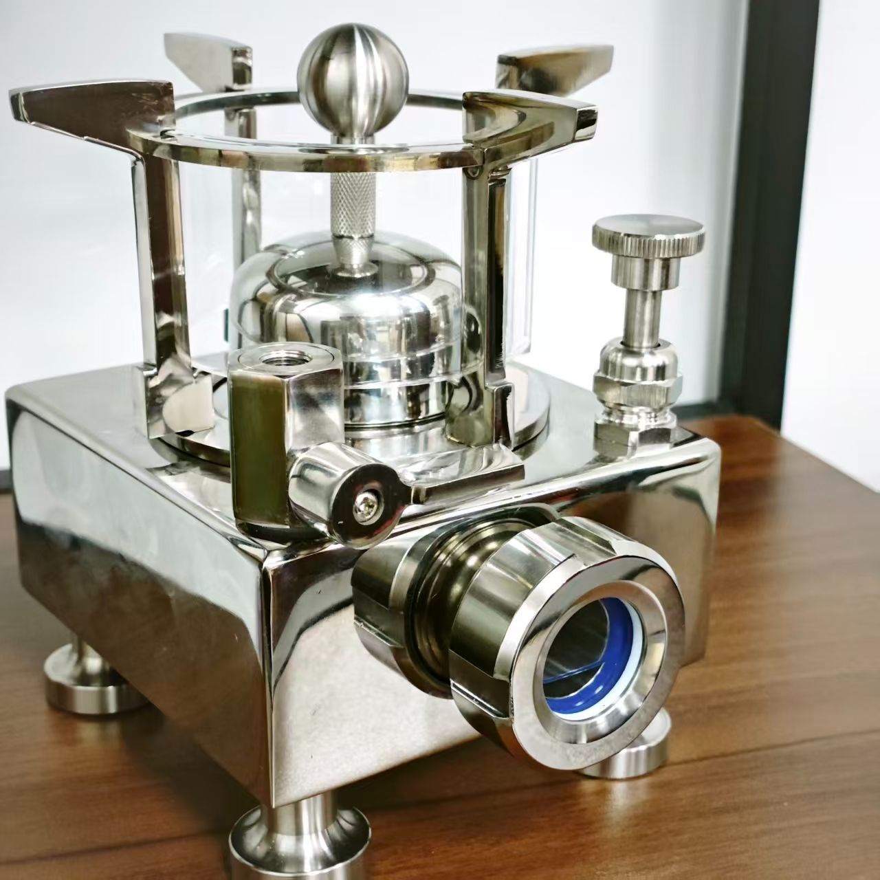 ハンドメイド 304ステンレス製 アルコール&鉱物油ストーブ 調節 な炎のポータブルバーナー キャンプ 料理 アウトドア用 コンパクトな燃料収納デザイン 日本の職人技 家庭用 旅行用