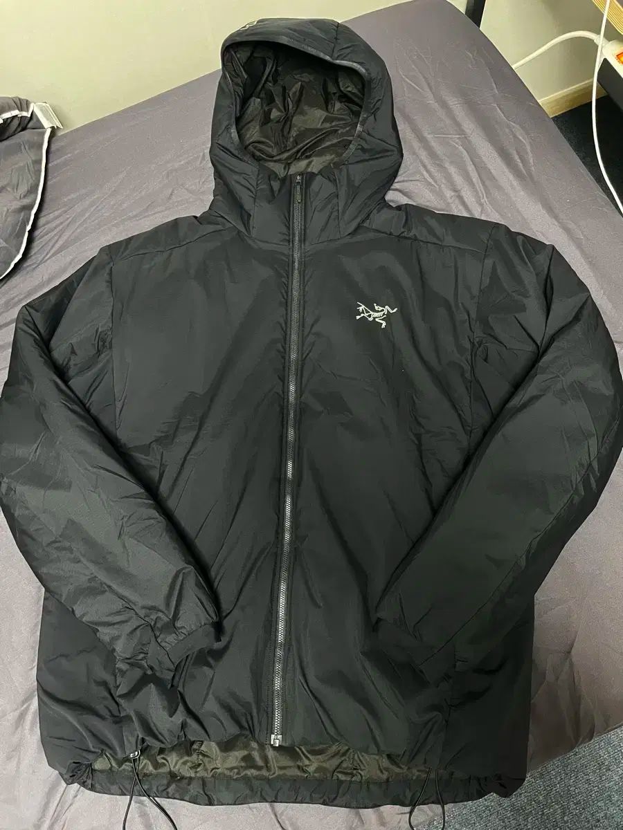 ARC TERYX アークテリクス Atom SV ブラック XL モデル番号 9902