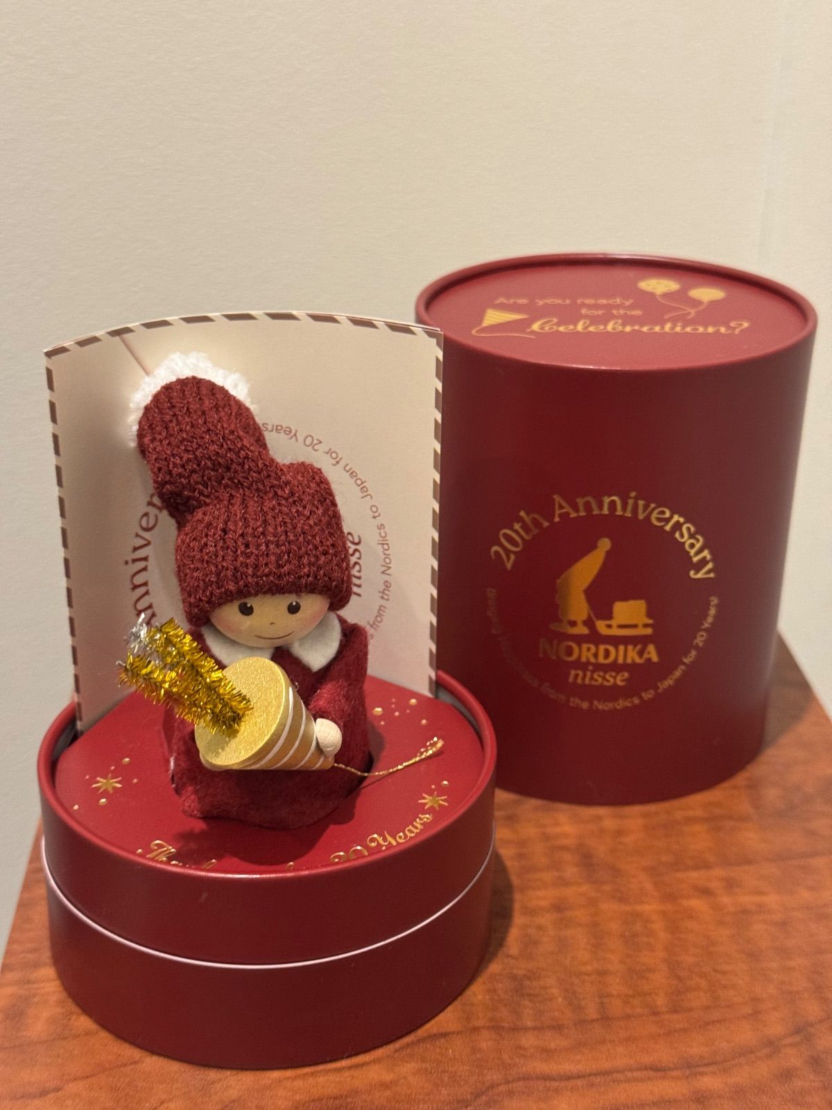 ノルディカ ニッセ 20th celebration クラッカーを持った男の子