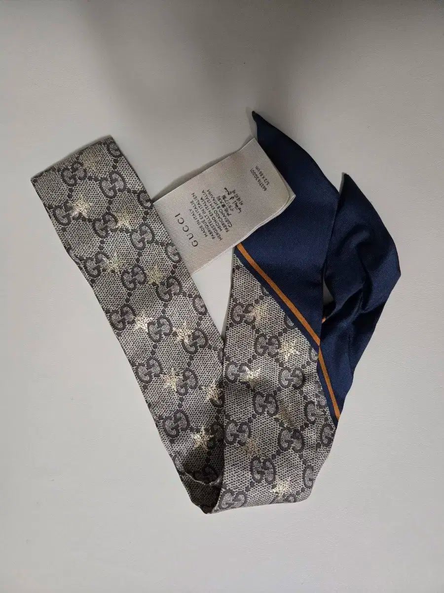 グッチ みつばち バンド スカーフ ネイビー