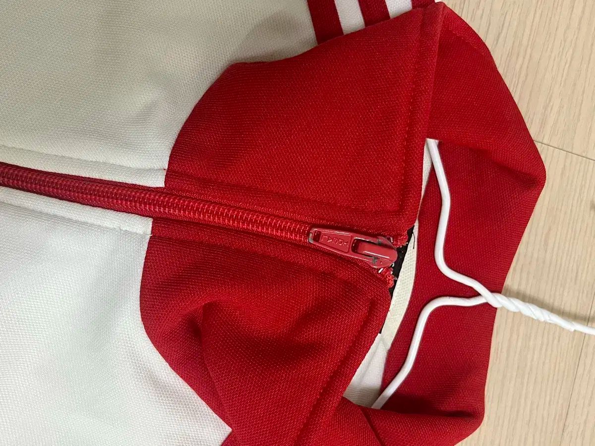 アディダス カナダ