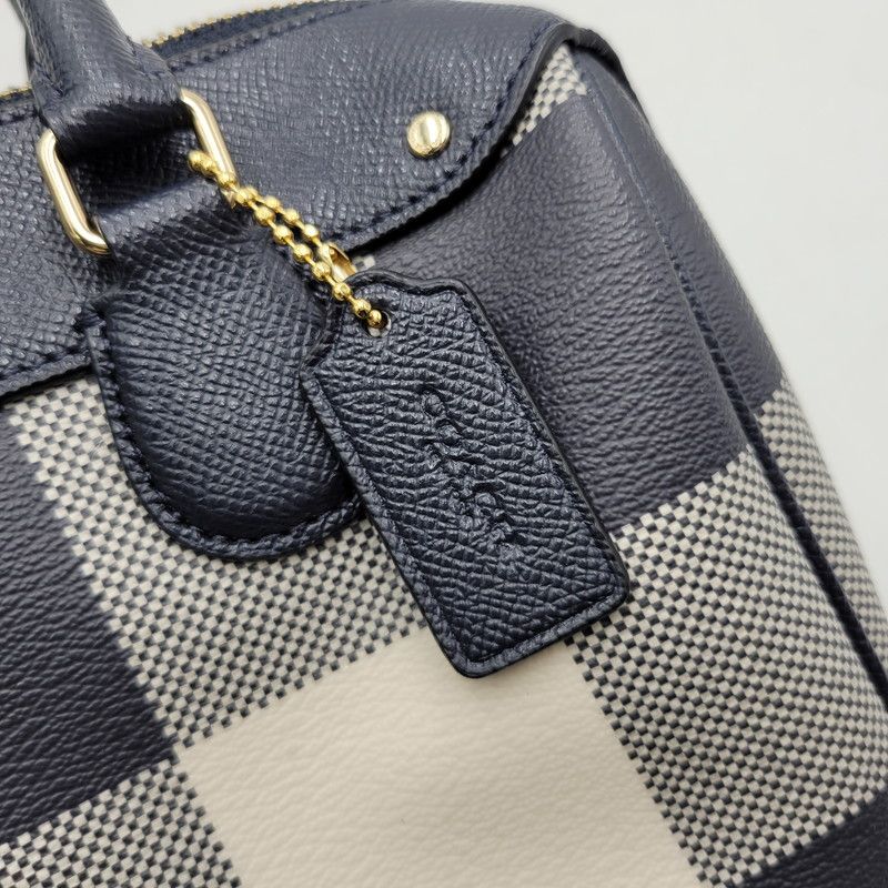 ショルダーバッグ カバン