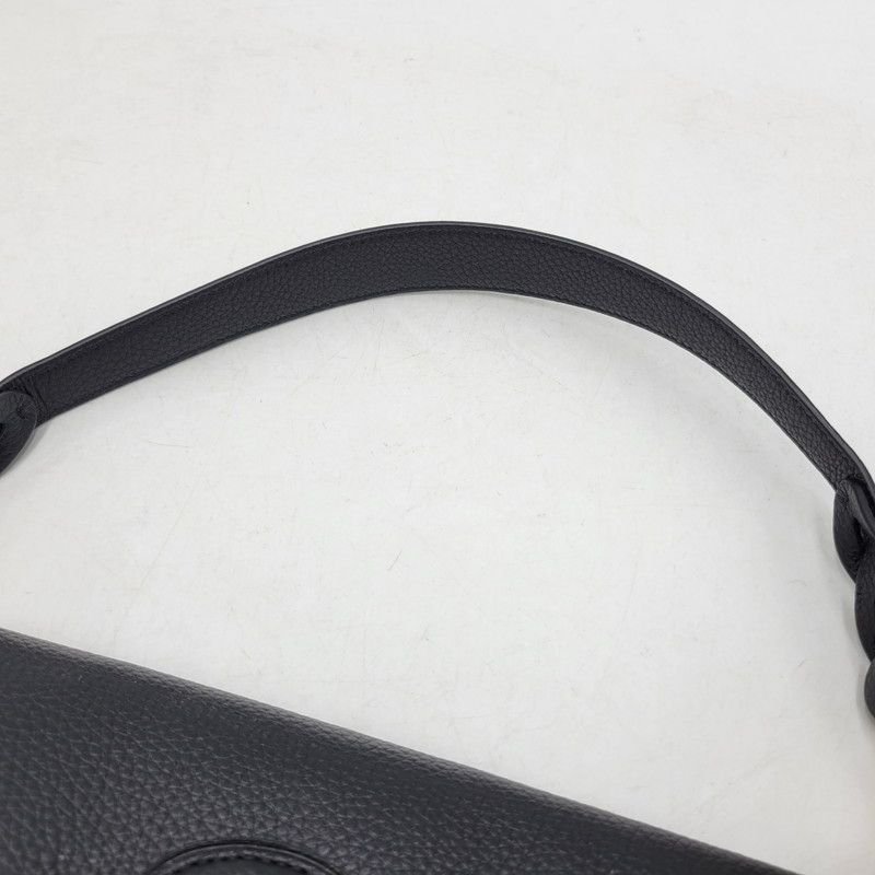 ショルダーバッグ