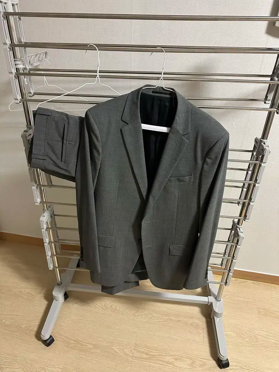 セオリー Theory ニュートレイラー スーツ セットアップ