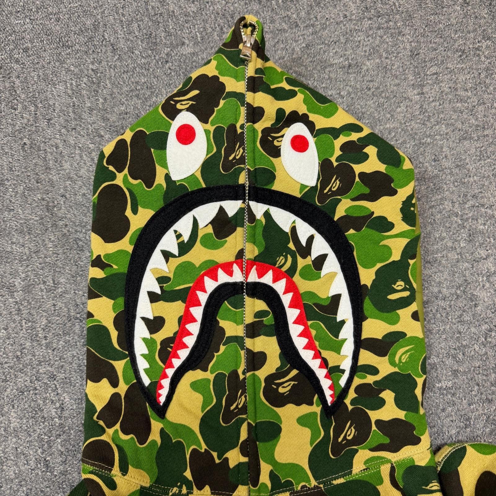 A BATHING APE Camo Shark Full Zip Hoodie カモジップシャークジップ