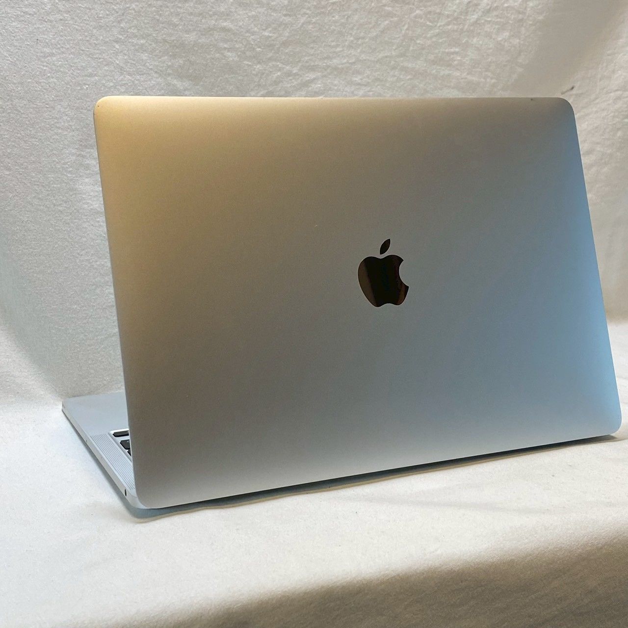 MacBook Pro 13インチ 2020 Core i5 8GB 256GB SSD バッテリー288回 本体のみ No.4508