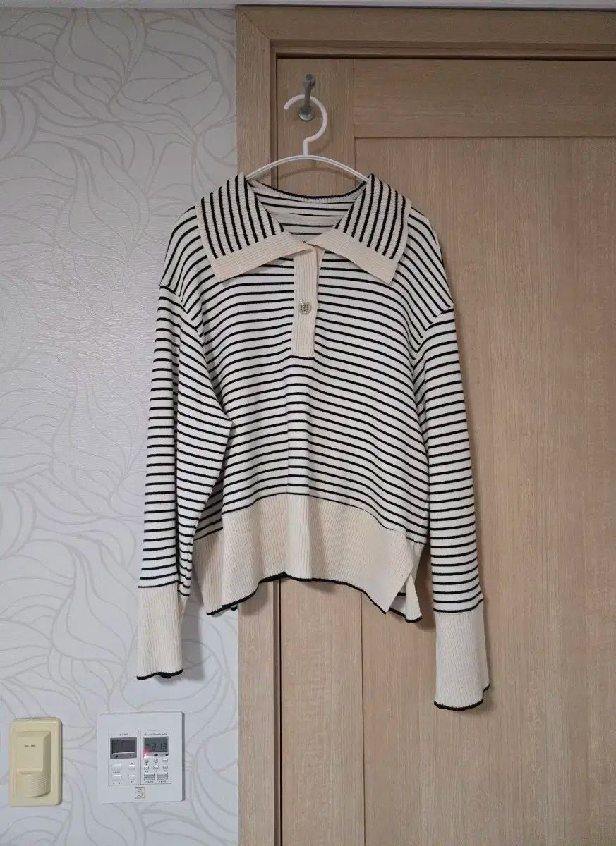 The HANDSOME SJSJ ストライプ ニット