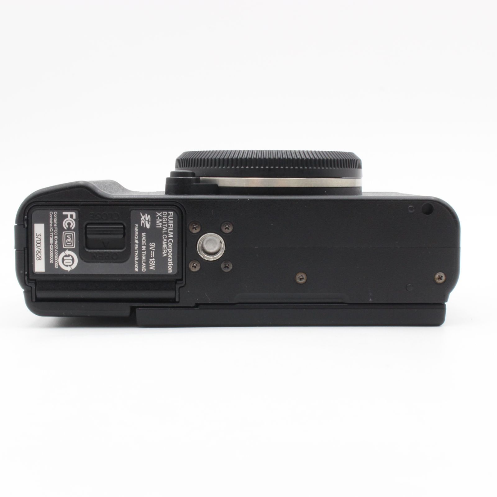 極美品】 FUJIFILM 富士フイルム X-M1 ボディ ミラーレス一眼カメラ