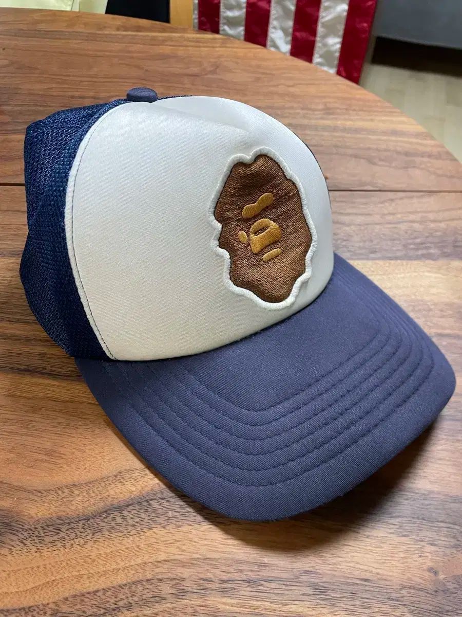 エイプ A BATHING APE　BAPE ベースボールキャップ 猿刺繍　帽子 A BATHING APE アベイシングエイプ サル メッシュ ベースボール