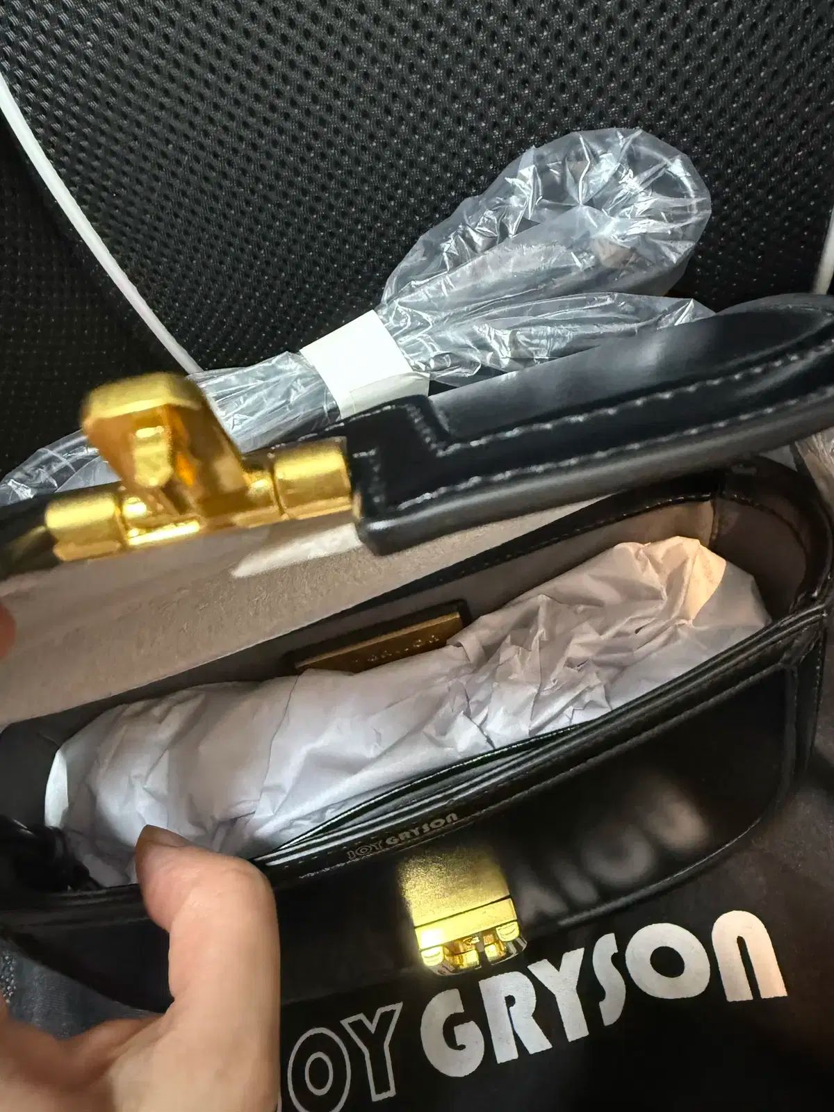  JOY GRYSON ジョイグライソン セレンディピティ クロスボディーバッグ ブラウン ブラック その他 バッグ