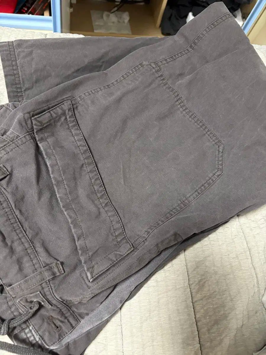 3 ポリテル パラパンツ チャコール
