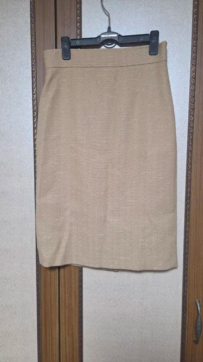 MOJO S PHINE モジョエスピン ベージュ ツイード ミディ スカート 66