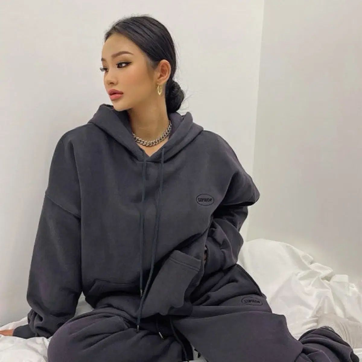 LIPHOP ONE ポイント パッチ 起毛 フーディー ジョガーパンツ set