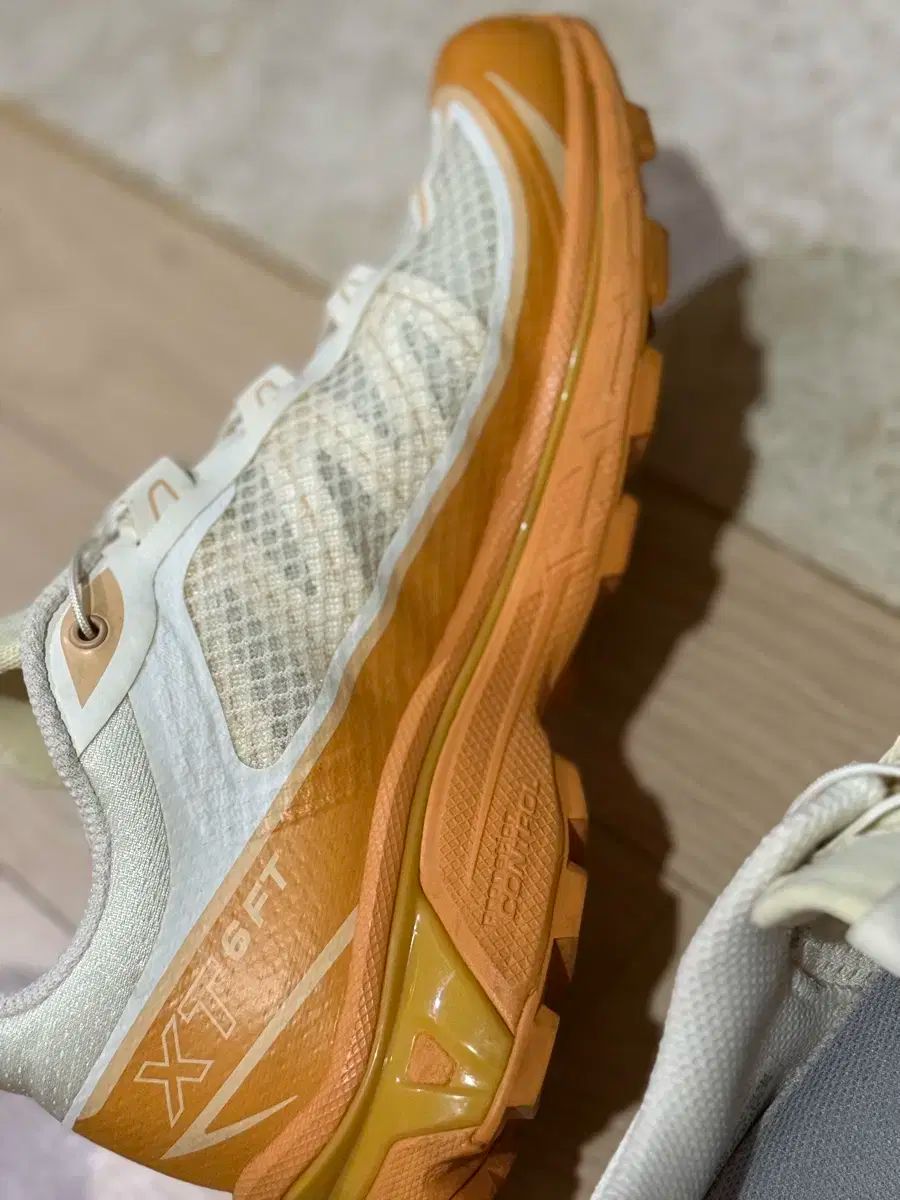  サロモン xt 6 ft 240 バニラ アイス 登山靴 トレッキングシューズ アウトドアシューズ