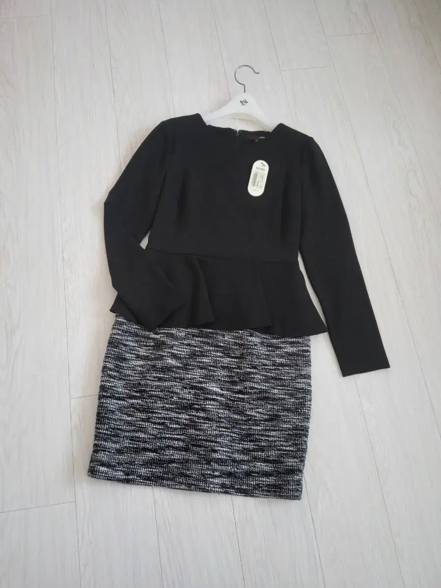  MIXXO ブラック ツイード ONE PIECE S 長袖 七分袖 ひざ丈ワンピース