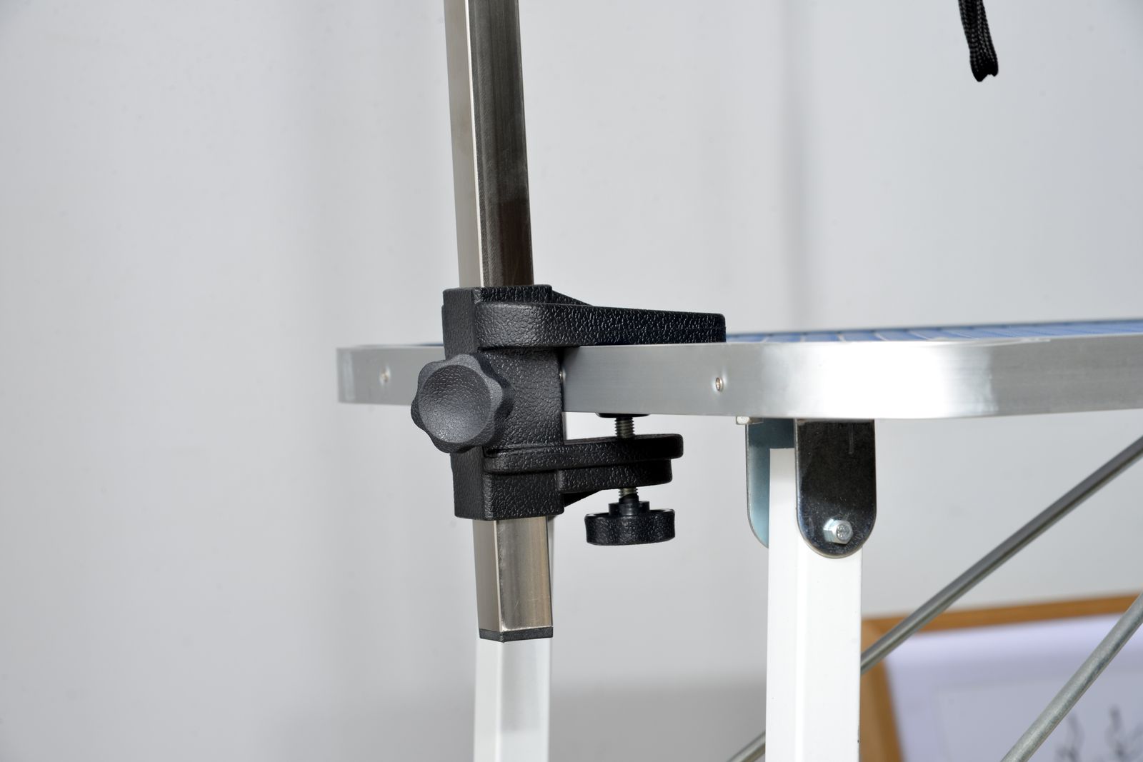 トリミングテーブル