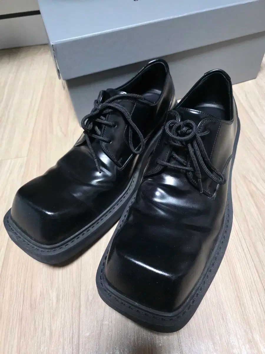 バレンシアガ INSPECTOR ドビ 43