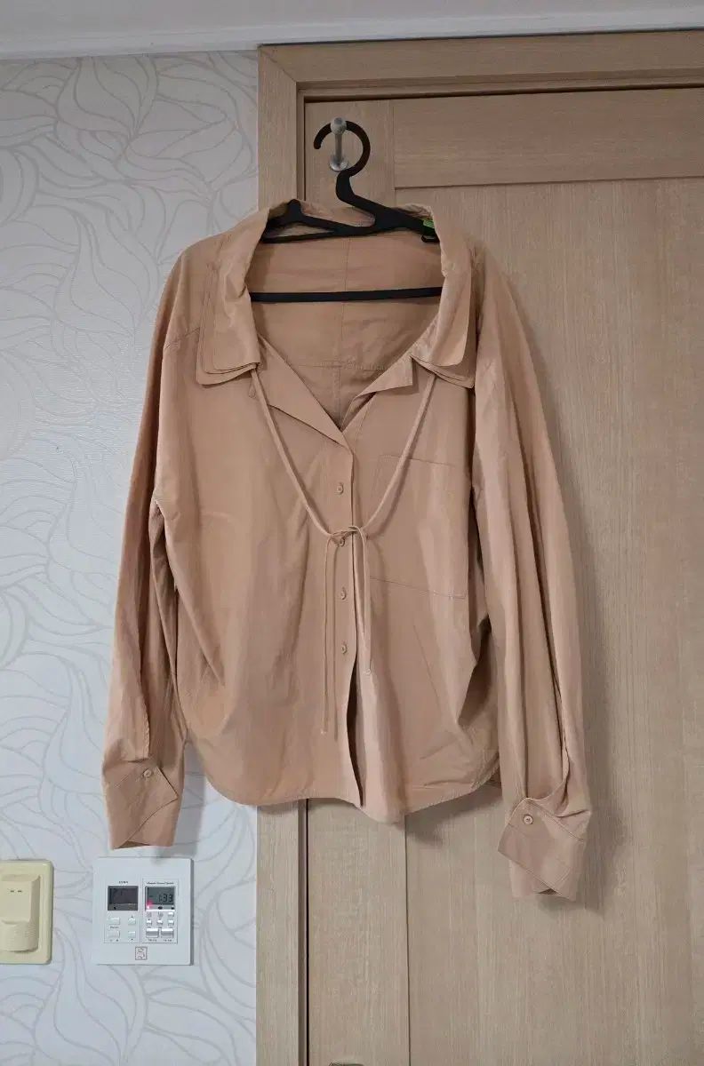 ハンサム システム ブラウス