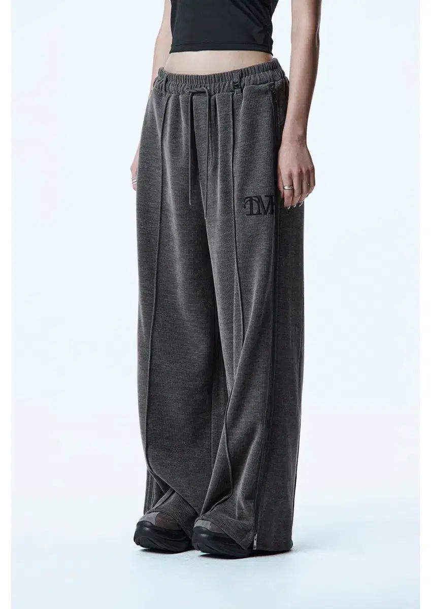 トリミングバード ベルベット スリット ジッパー パンツ チャコール