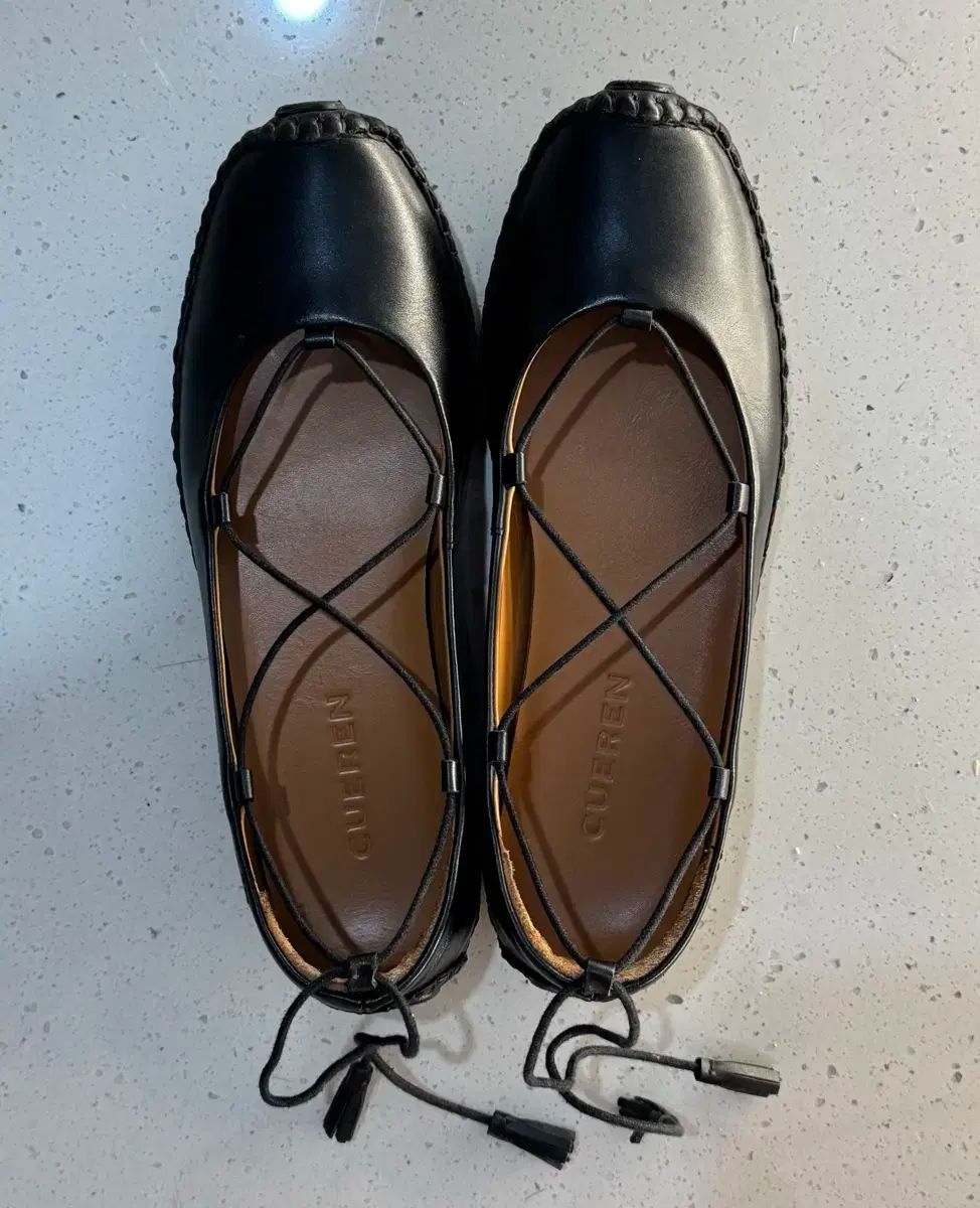 クエールバレリーナフラットシューズ