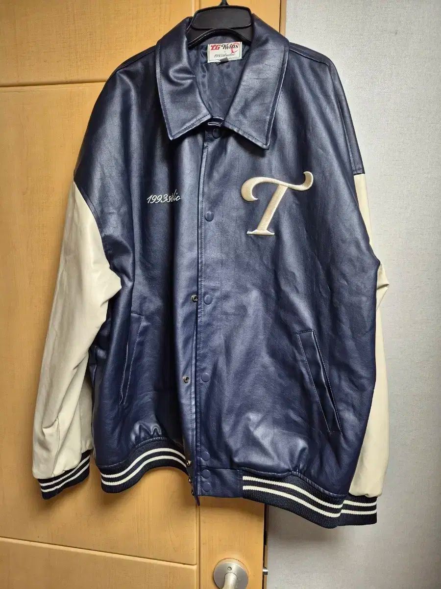 1993スタジオ LGツインズ スタジャン ネイビー Lサイズ