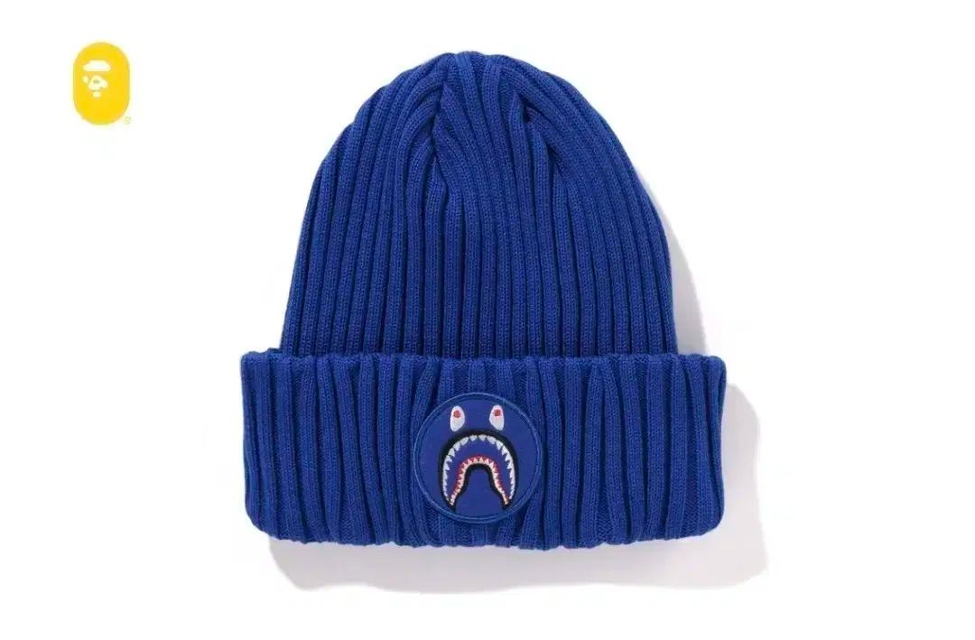 A BATHING APE アベイシングエイプ キッズ シャーク ニット帽