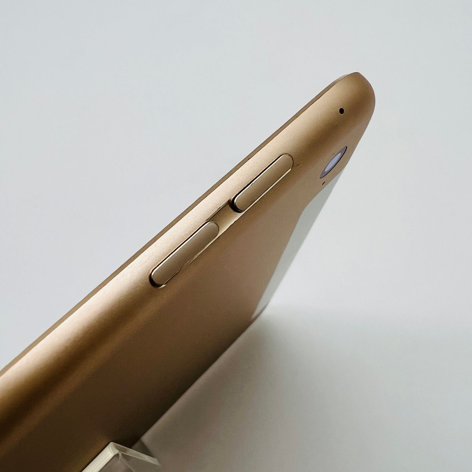 Apple iPad mini 4 ゴールド 32GB Apple iPad Mini 4 32GB Gold MNY32LL⁄A : Electronics iPad mini4