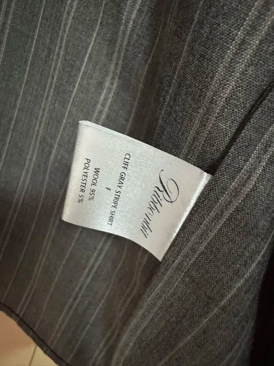 リボンリーフ クリップシャツ グレー